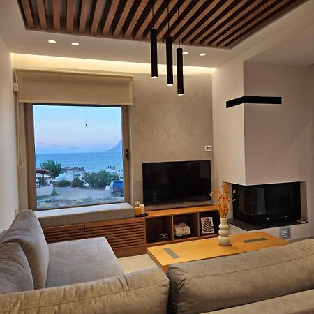 Calm & Dreamy Luxury Apts Pirgos  Ngoại thất bức ảnh