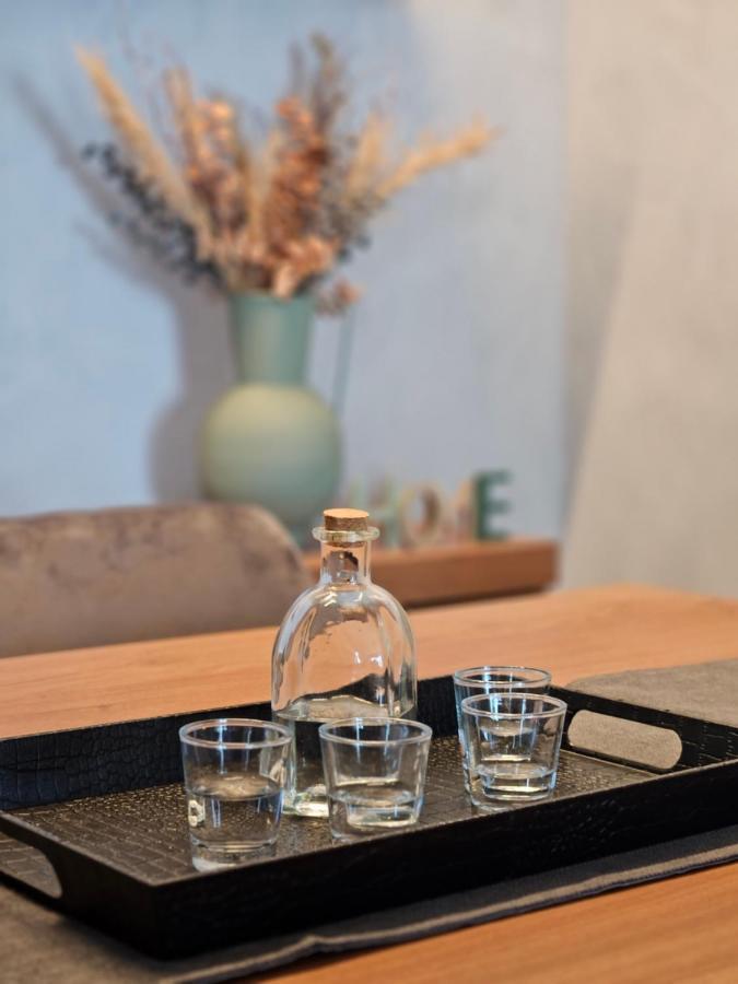 Calm & Dreamy Luxury Apts Pirgos  Ngoại thất bức ảnh