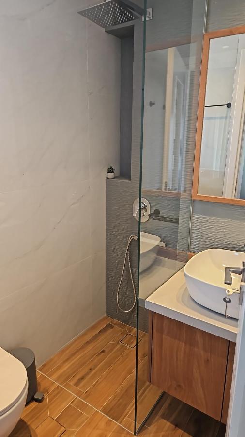 Calm & Dreamy Luxury Apts Pirgos  Ngoại thất bức ảnh