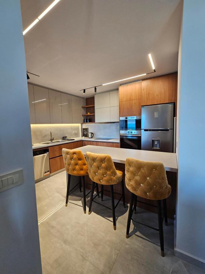 Calm & Dreamy Luxury Apts Pirgos  Ngoại thất bức ảnh